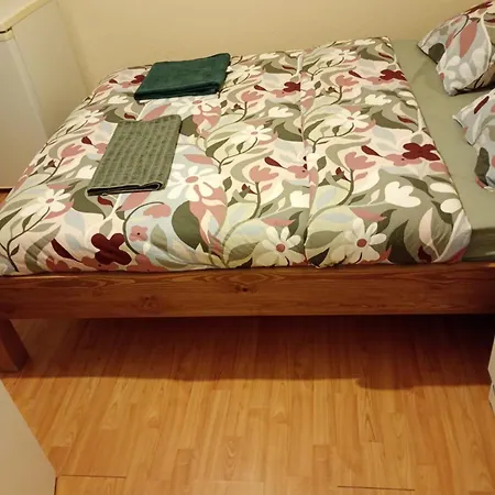 Entier 4 Apartment *